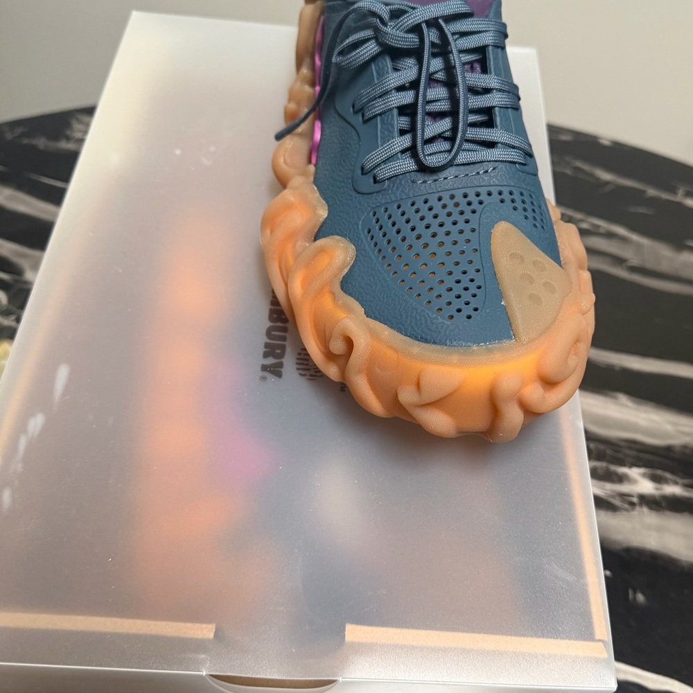 LIMITED EDITION🌟 CROCS JUNIPER SALENE BEMBURY SNEAKERS NEW W/box